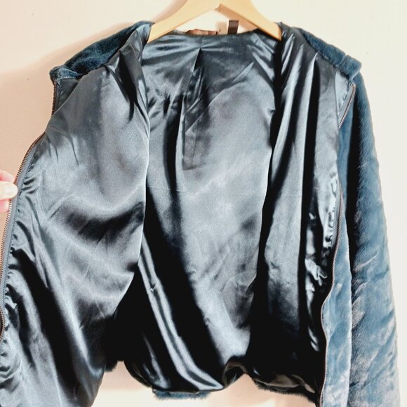 Gili, Deep Teal Faux Fur Hooded Jacket, Size Large, Zip Front, Cozy, Soft & Warm - Picture 9 of 16